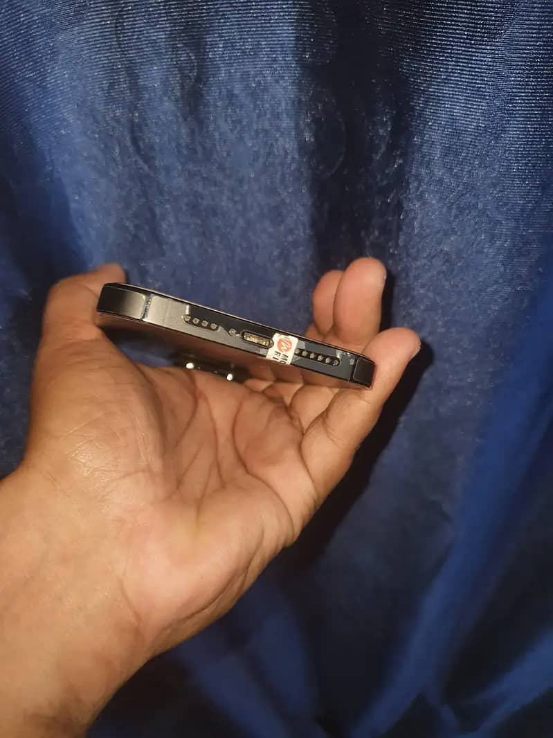 Apple iPhone 14 Pro Maxx 3