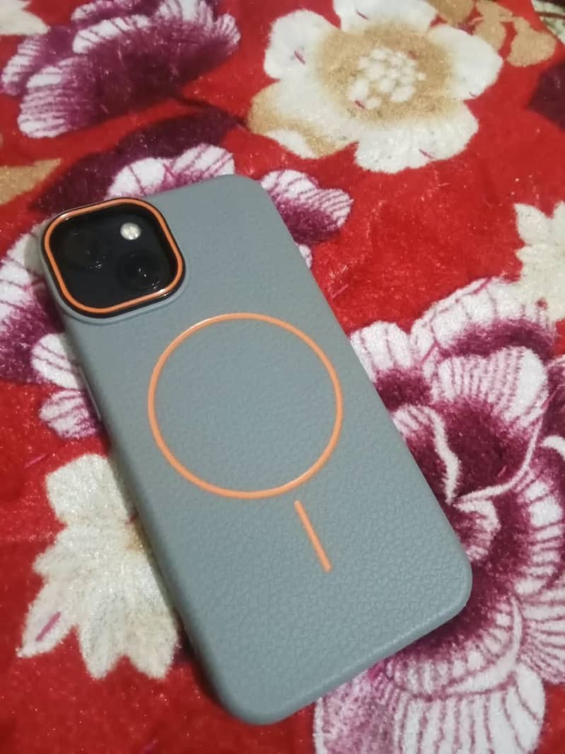 Apple iPhone 13 1