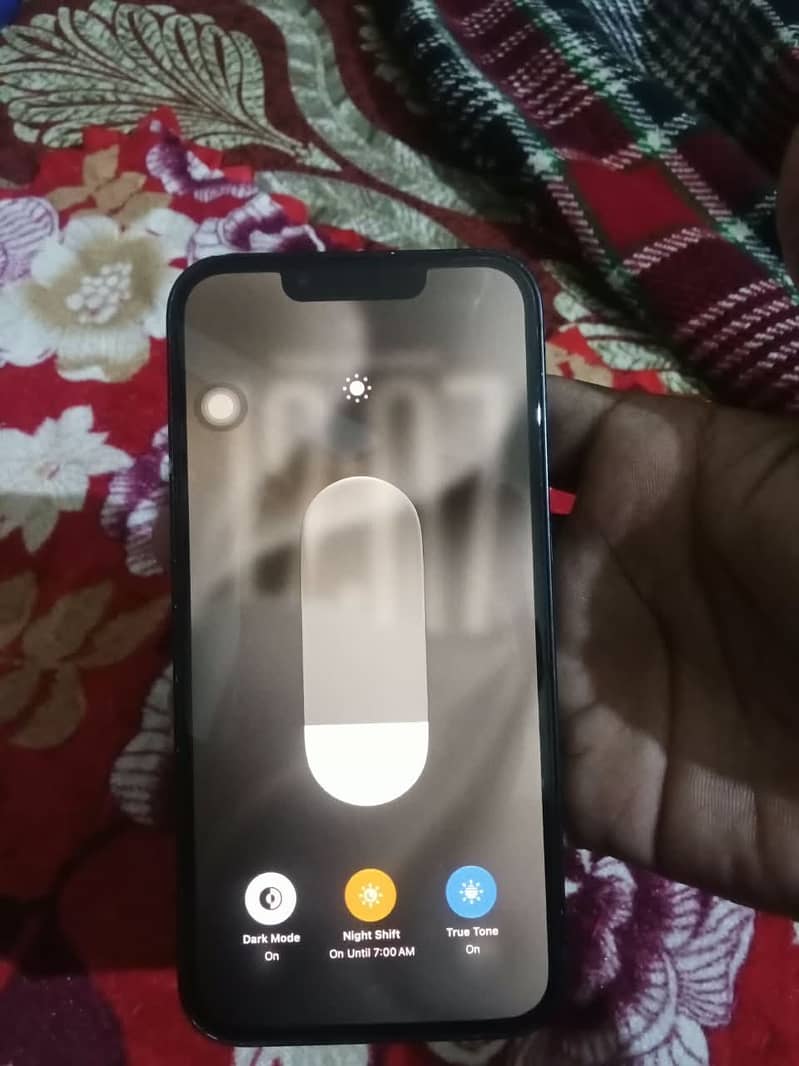 Apple iPhone 13 3