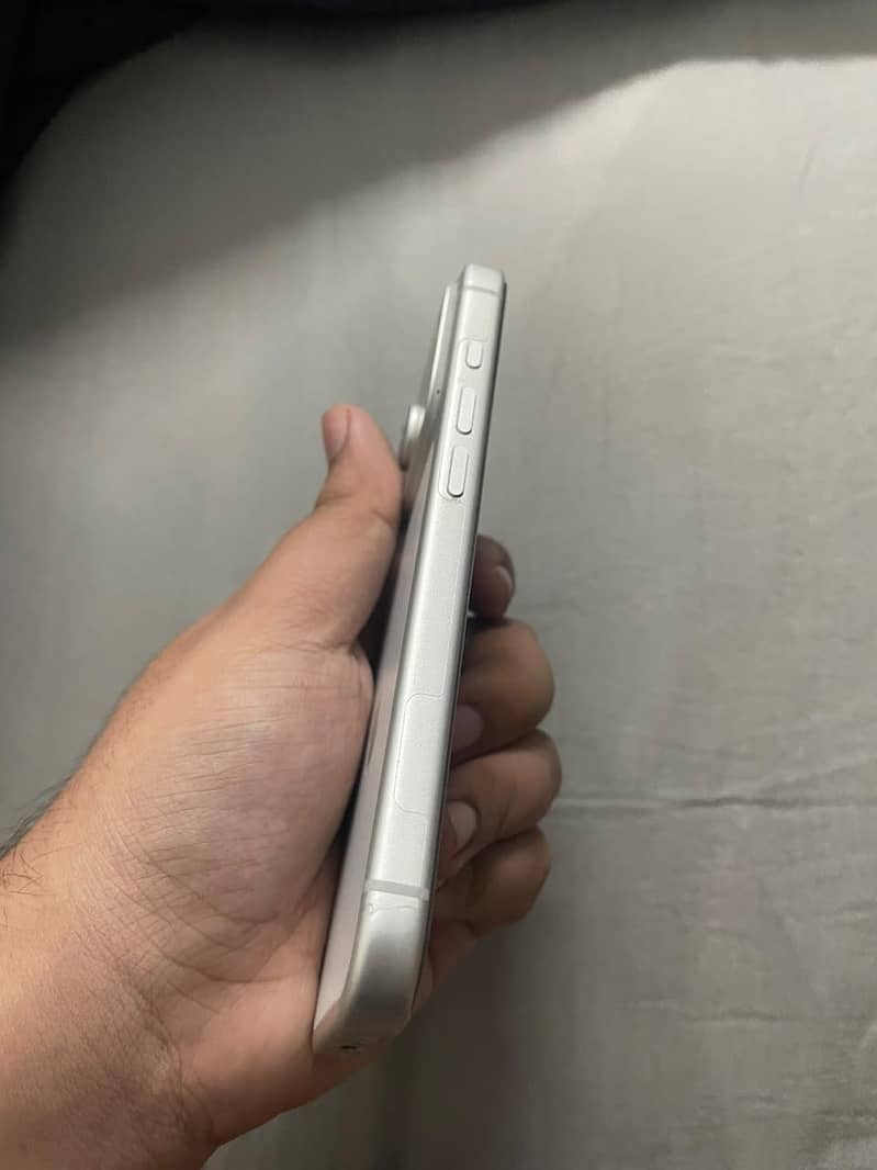 Apple iPhone 17 Pro 3