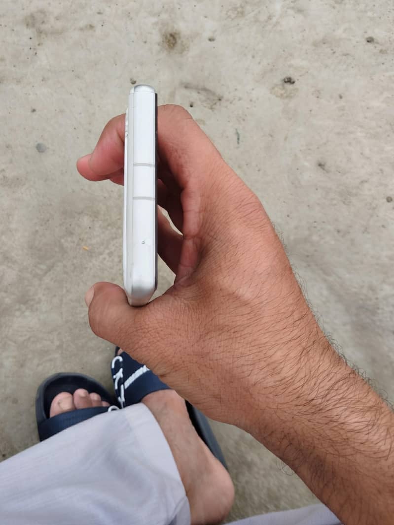 Google Pixel 7a approved 4
