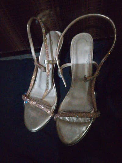 golden heels