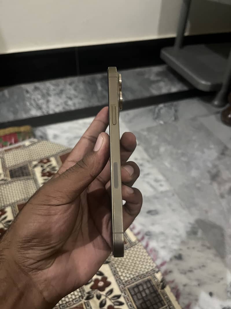 Apple iPhone 13 Pro Max 7
