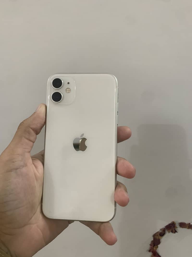 Apple iPhone 11 7