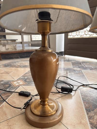 Elegant Pair of Table Lamps for Sale | Classic & Stylish