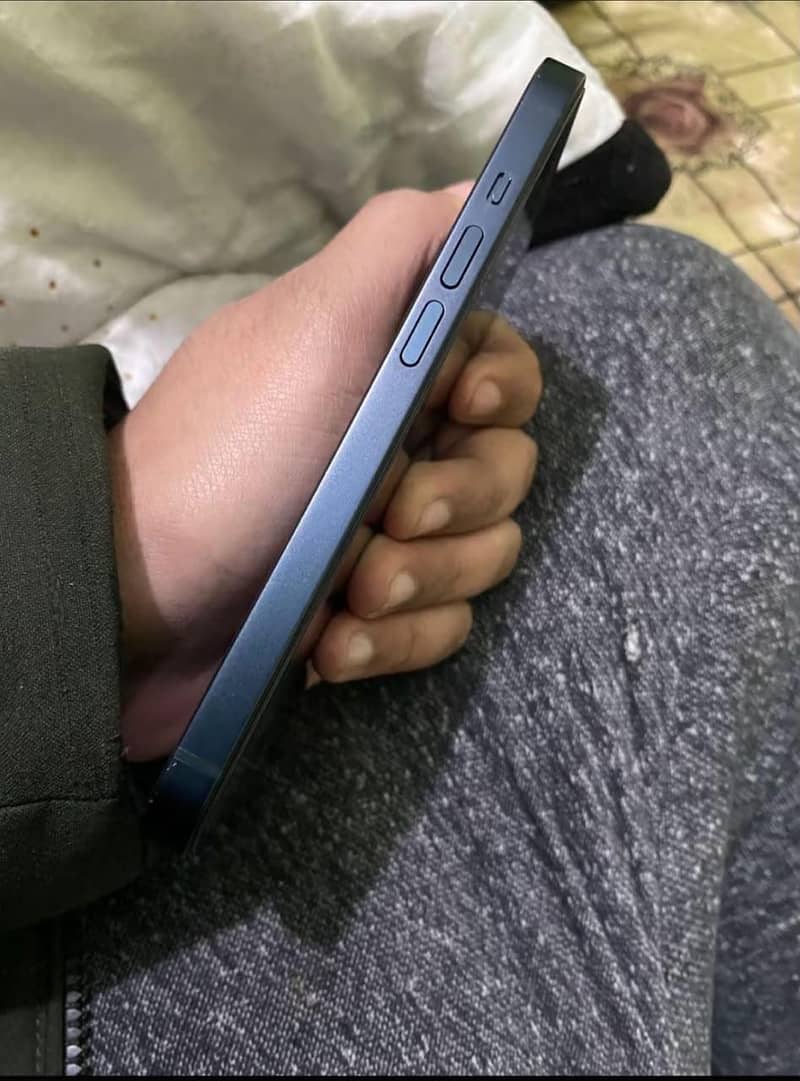 Apple iPhone 14 1