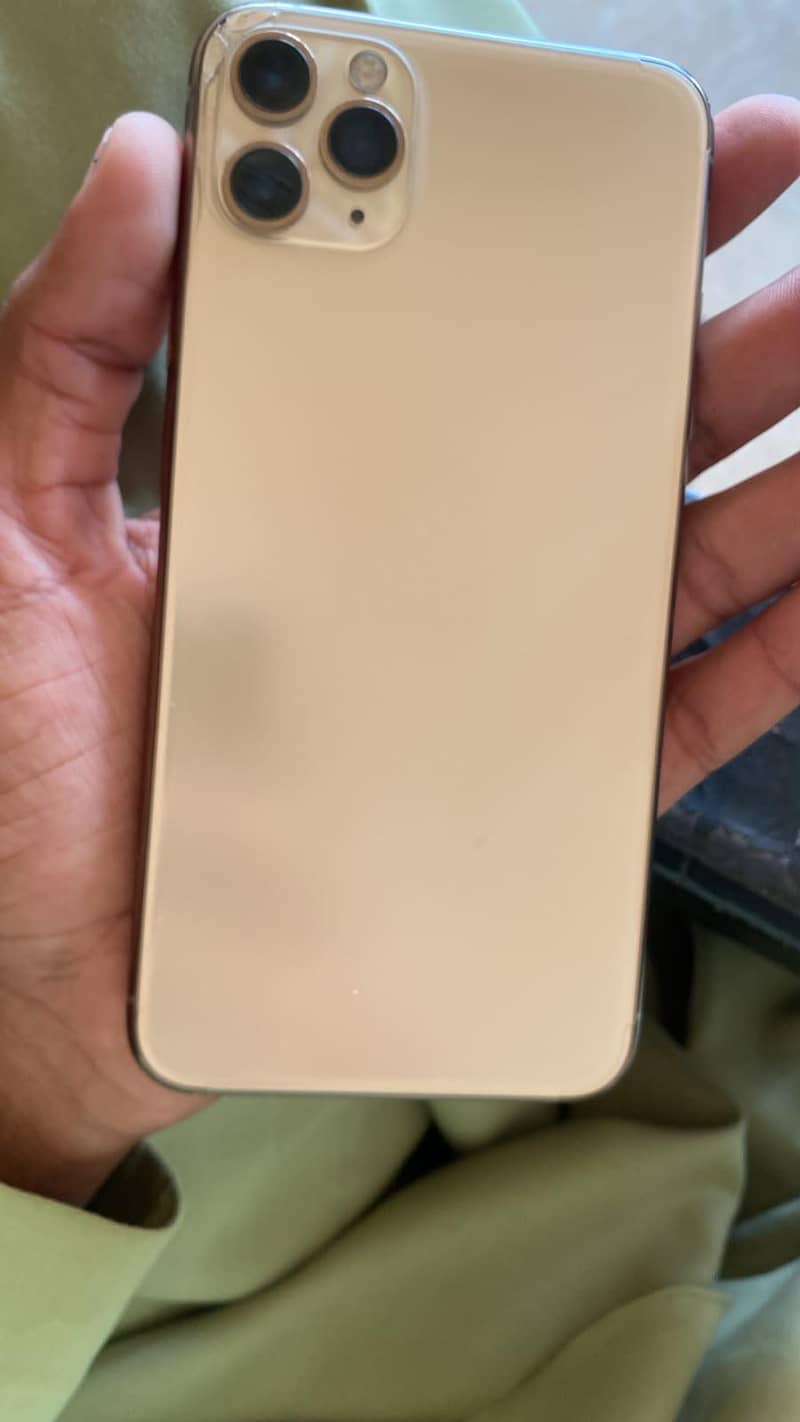 Apple iPhone 11 Pro Max 1