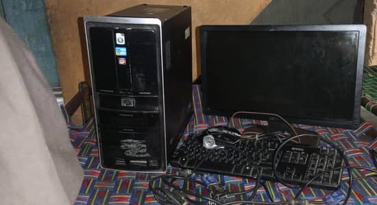 Computer Core i7 first generation ha koi b masla nhi Light nhi hoti ha