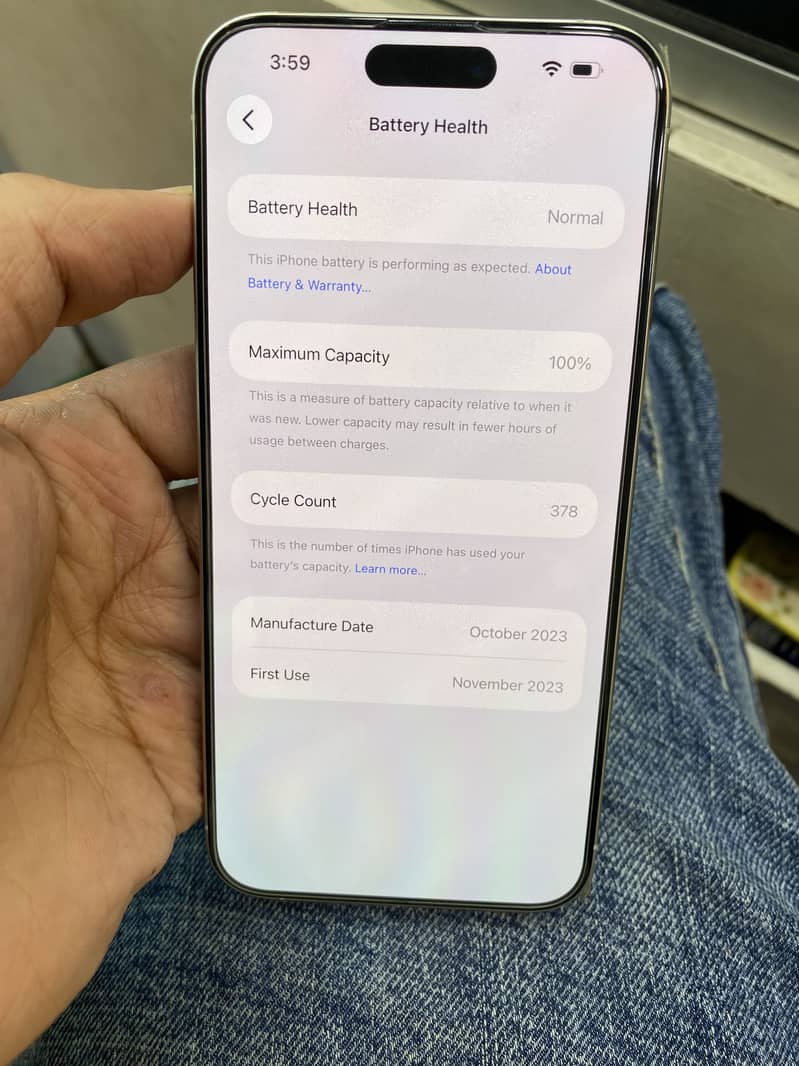 Apple iPhone 15 Pro Max 6
