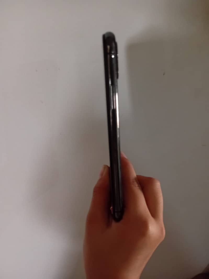 Apple iPhone X 2