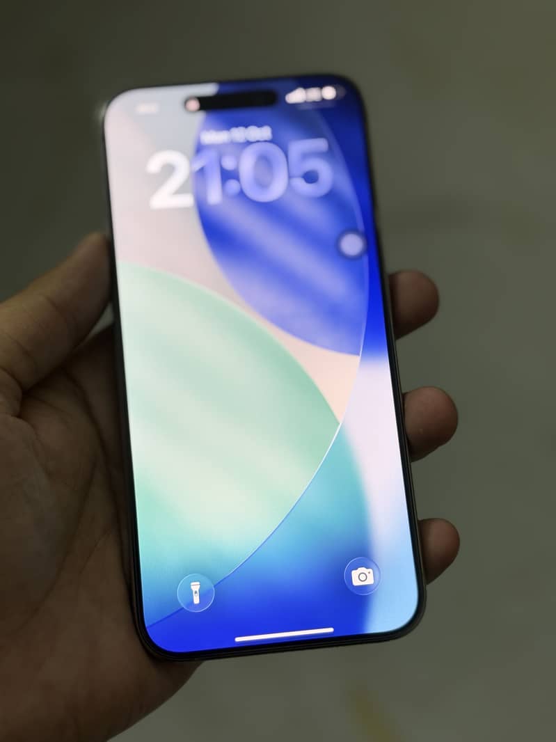 Apple iPhone 15 Pro Max 1