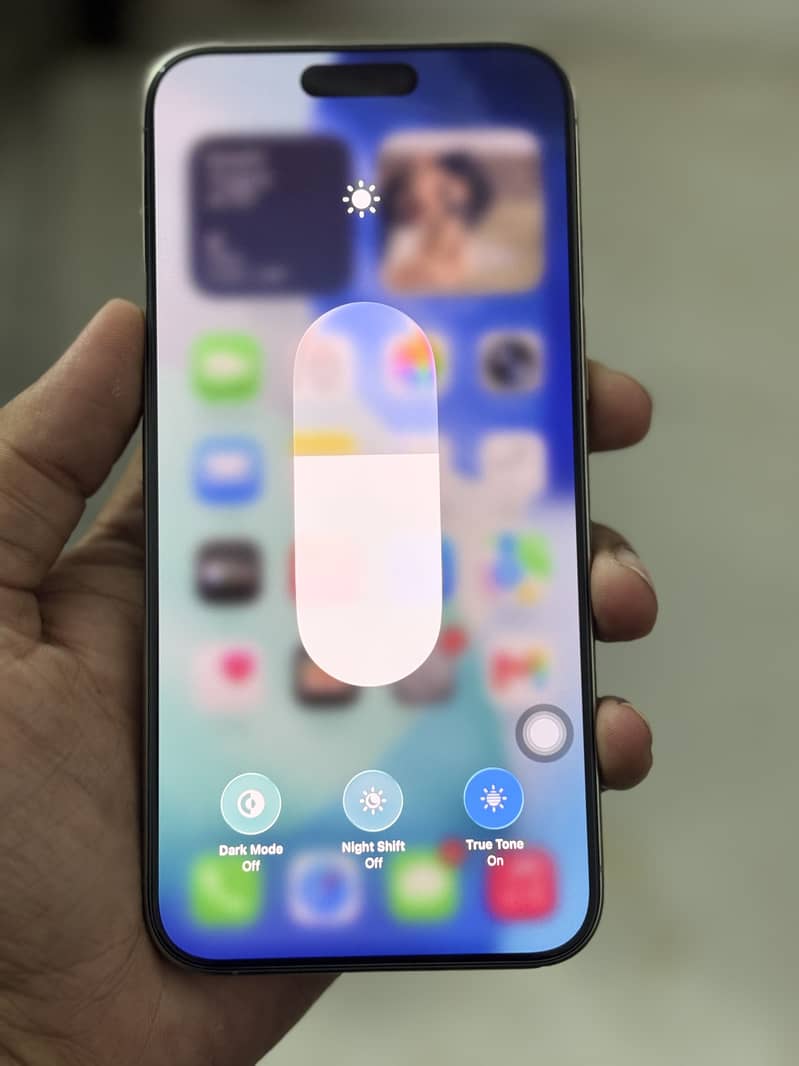 Apple iPhone 15 Pro Max 7