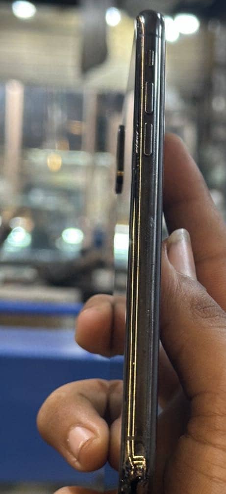 Apple iPhone X 1