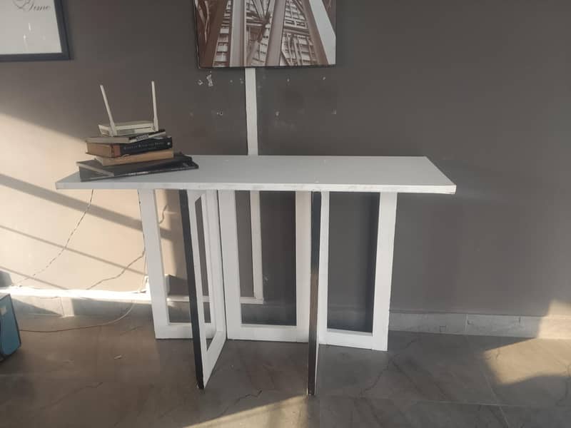 CONSOLE TABLE 2