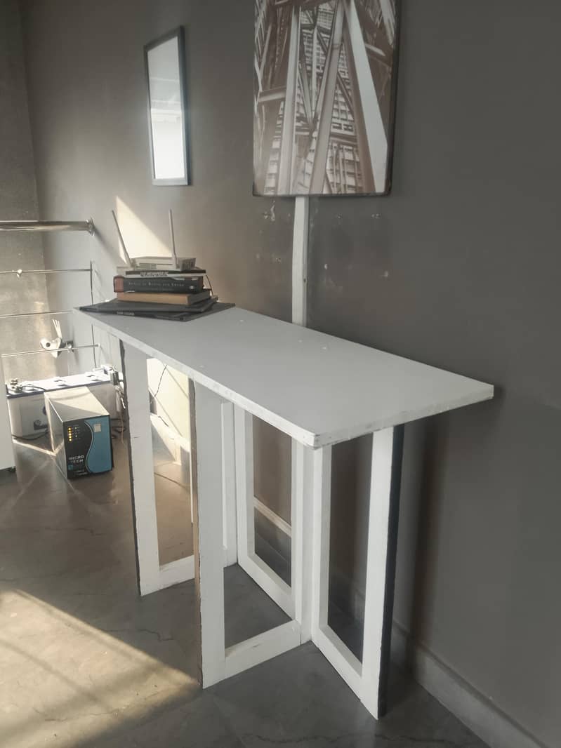 CONSOLE TABLE 3