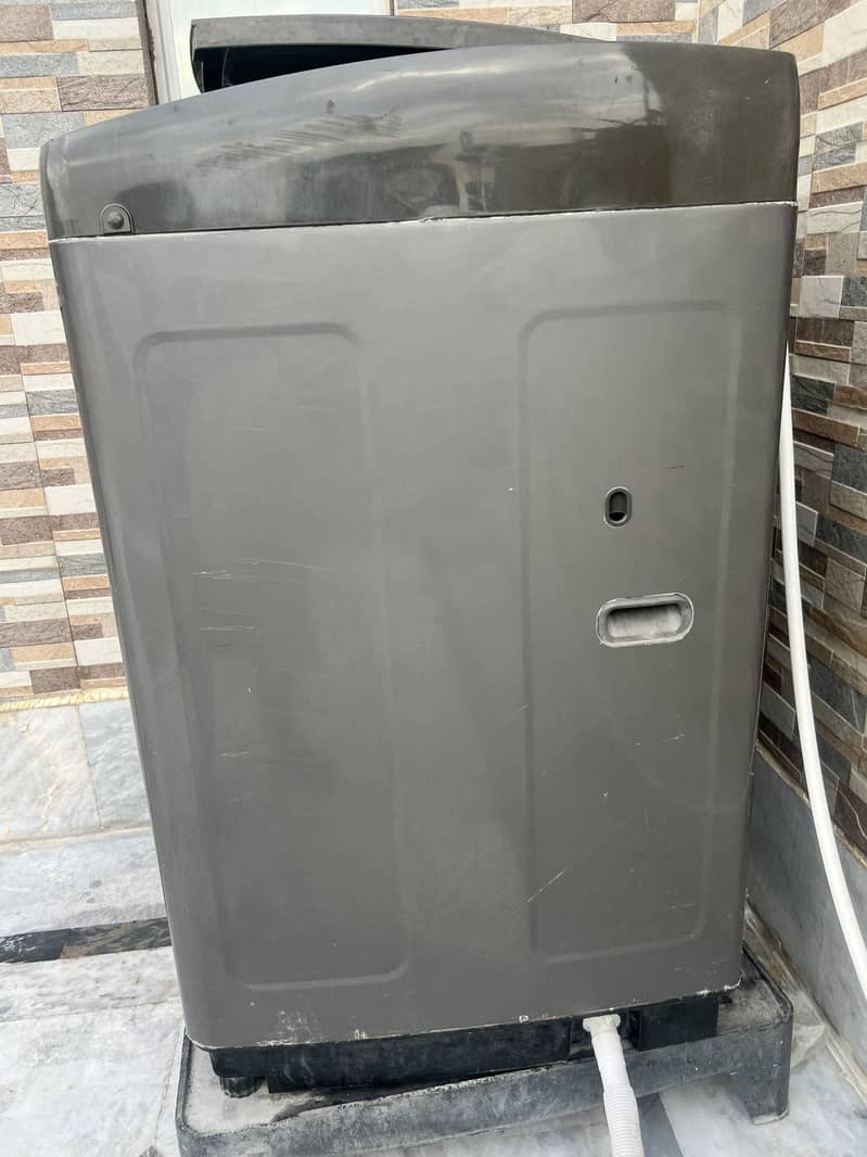 Dawlance automatic washing machine 8