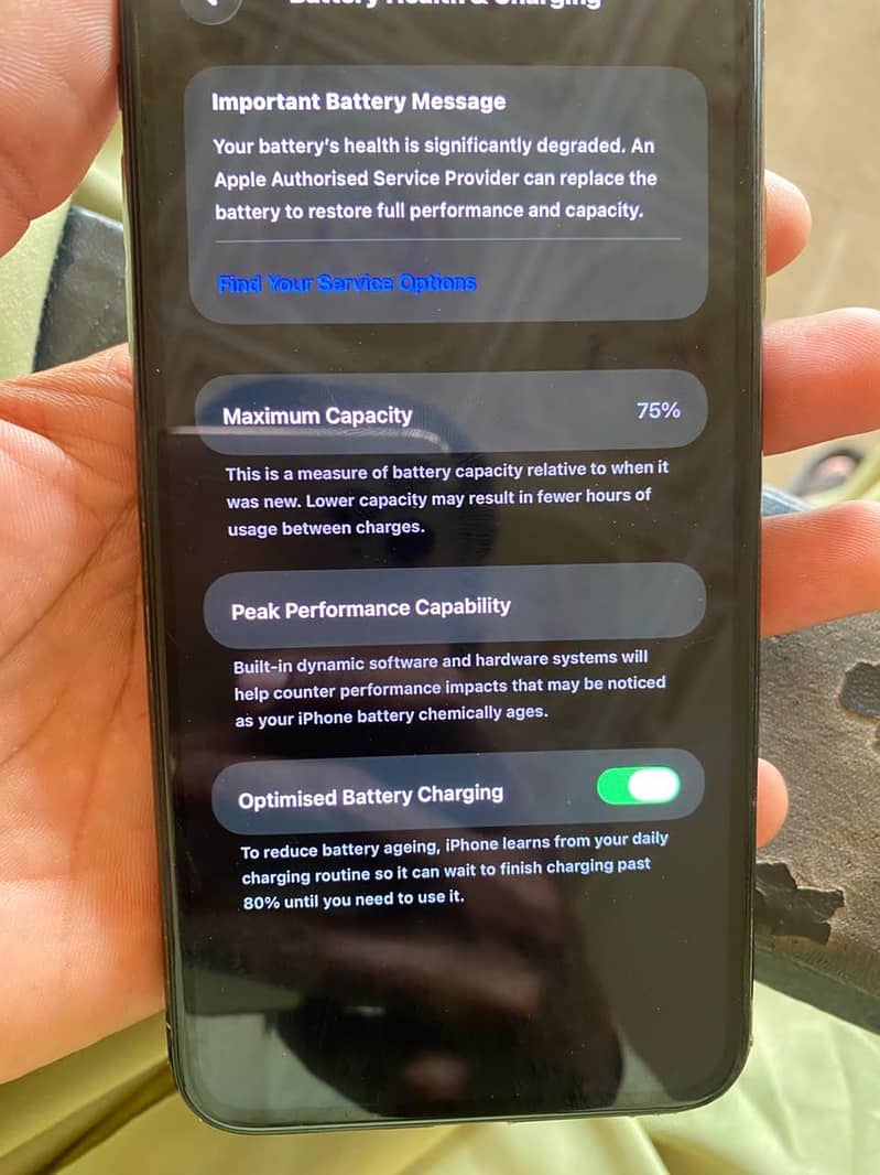 Apple iPhone 11 Pro Max 2