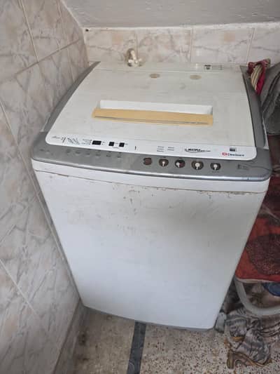 Dawlance Automatic Washing Machine used
