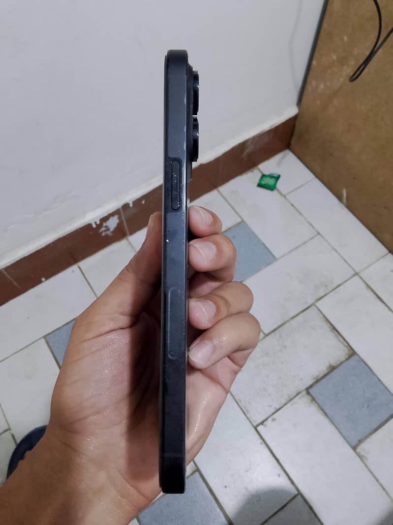 Apple iPhone 14 Pro Max 4