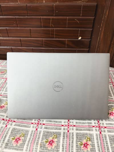 DELL PRECISION 5550 / 4 gb nvidia / Intel CORE i7 10TH GEN / Gaming
