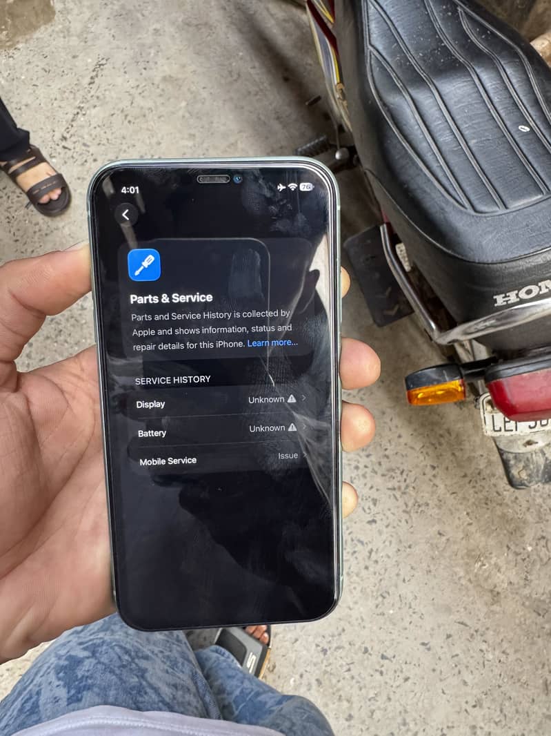 Apple iPhone 11 0