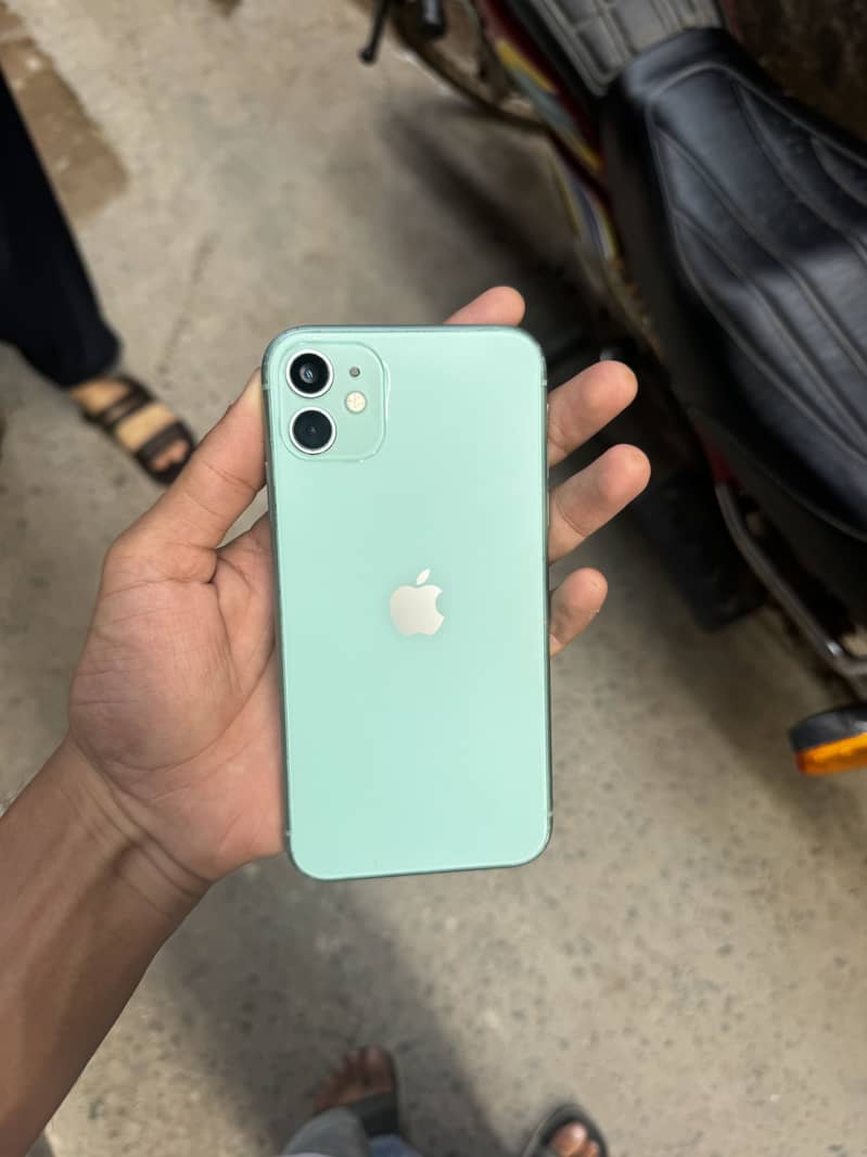Apple iPhone 11 5