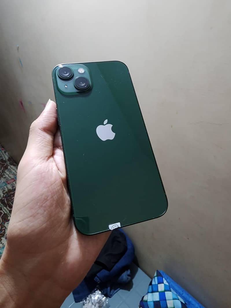 Apple iPhone 13 2