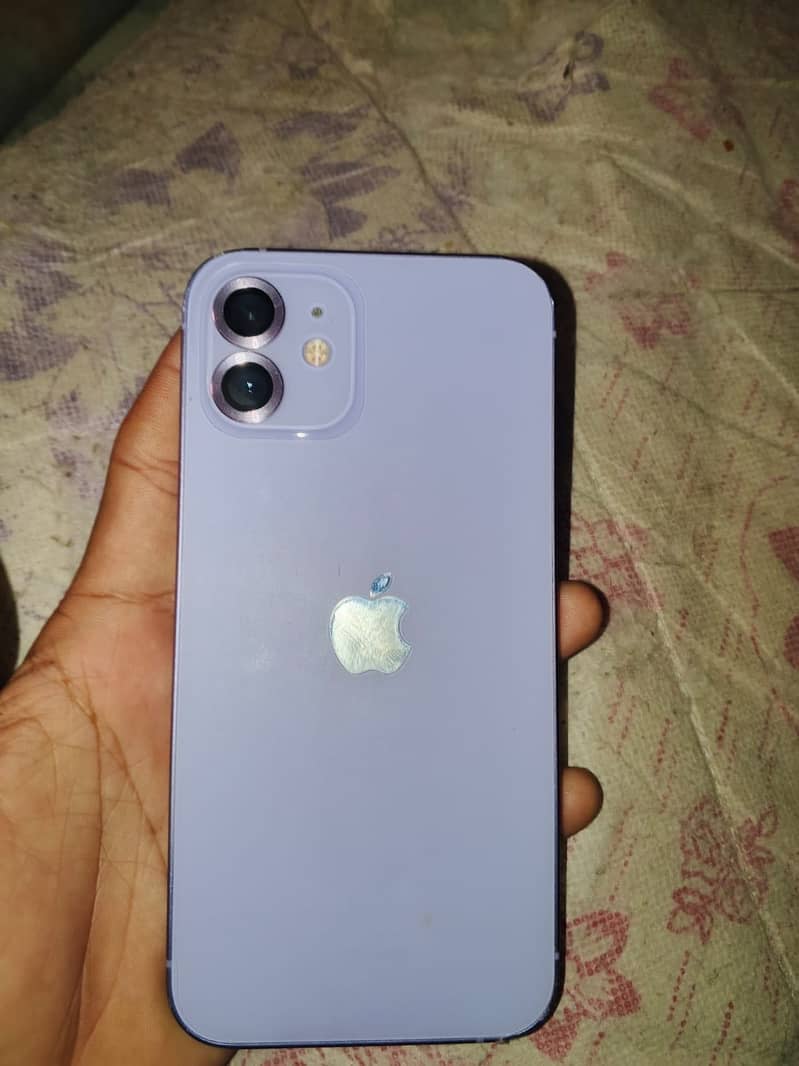 Apple iPhone 12 2
