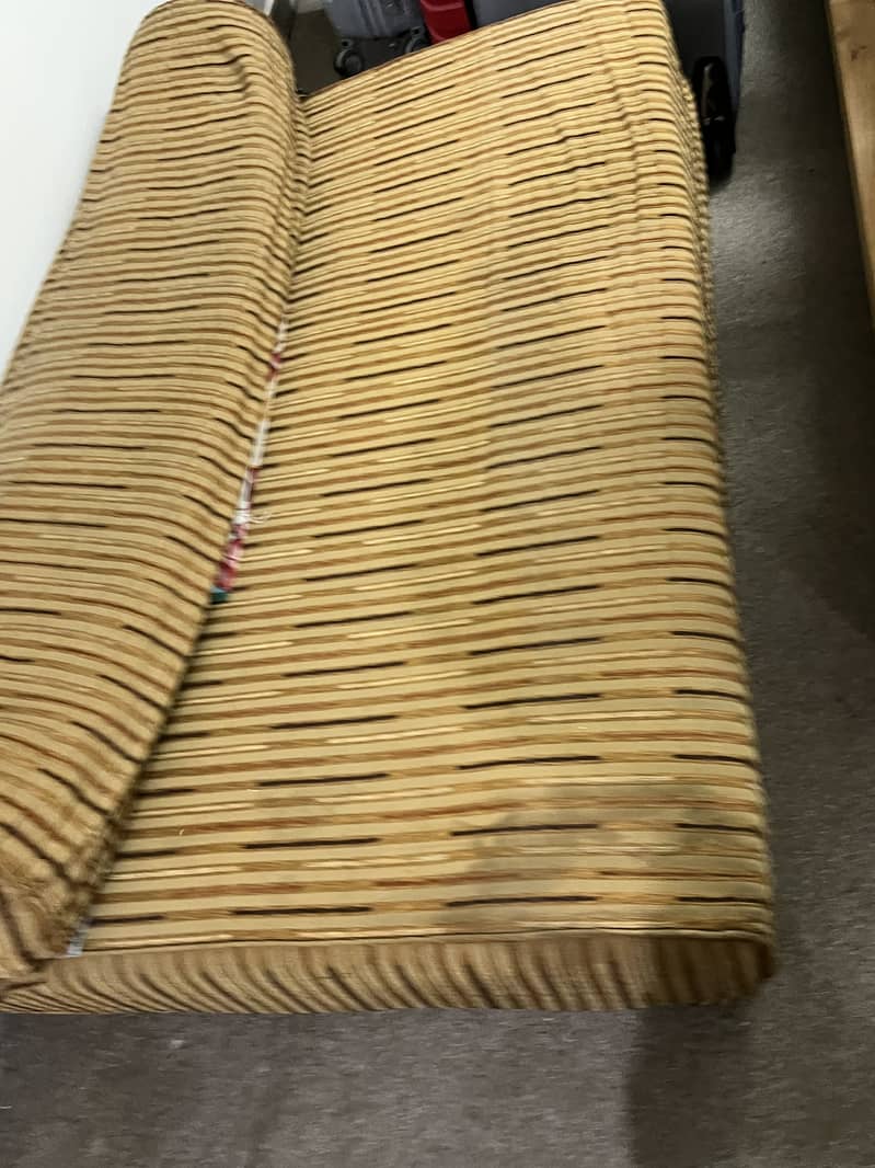 SOFA becomes BED 1