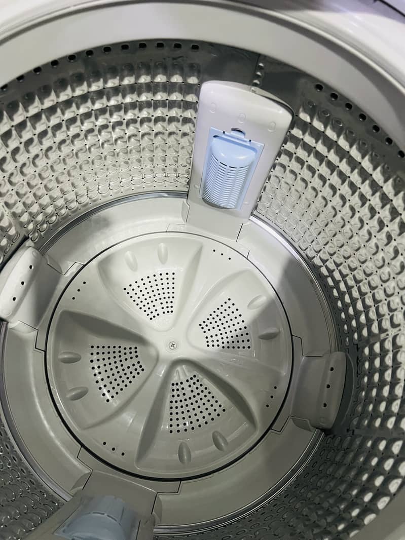 Hier washing machine (Full automatic) 4