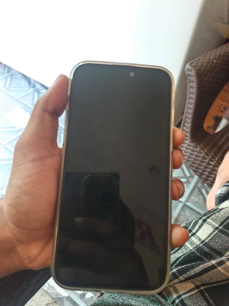 Apple iPhone 14 Pro Max 1