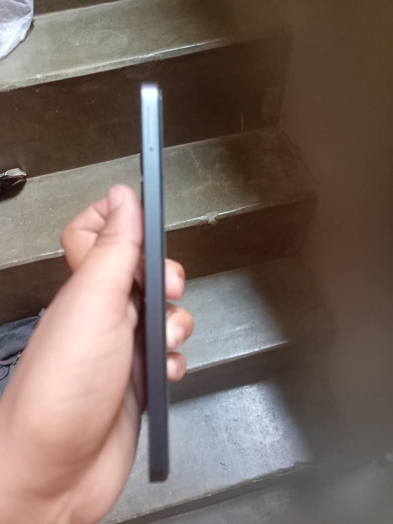 Realme Note 60x 4