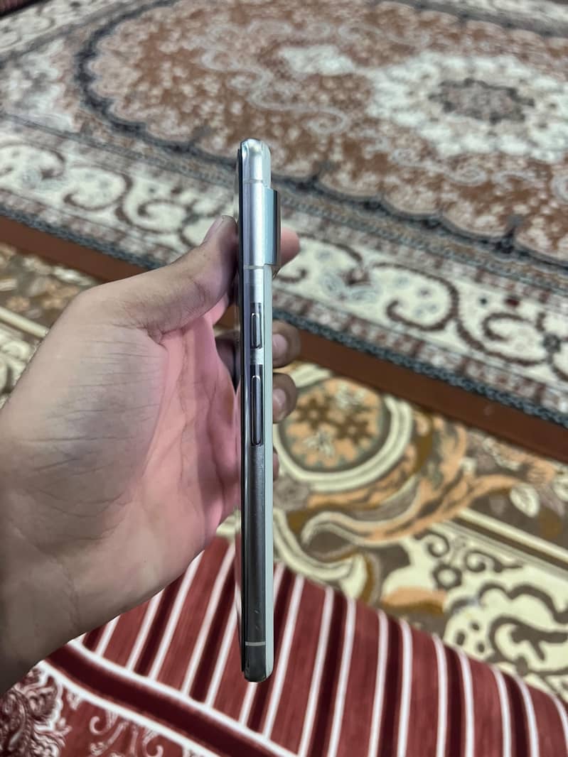 Google Pixel 8 Pro 3