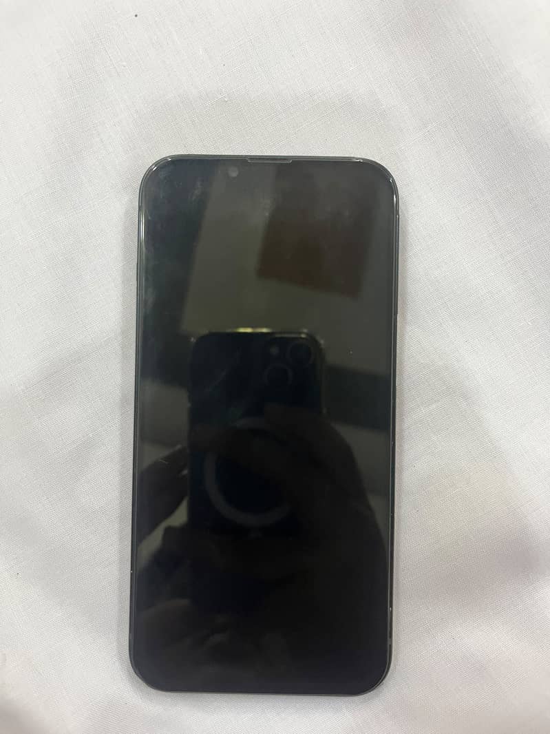 Apple iPhone 13 3