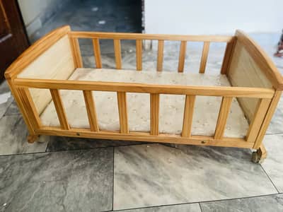Baby swing cot