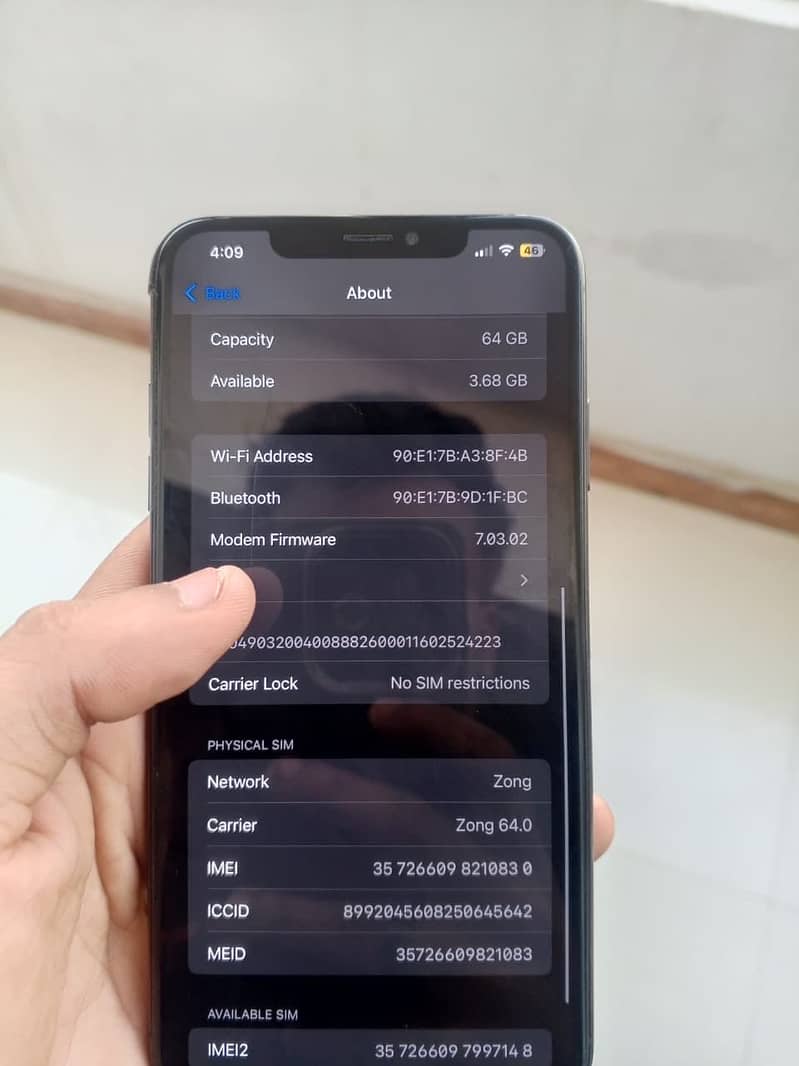 Apple iPhone XS Max 5