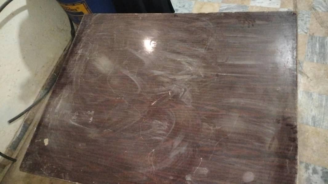 large table 1