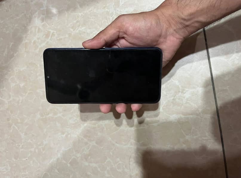 Samsung a10s 4