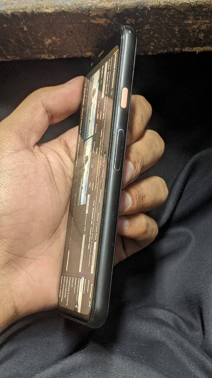 Google Pixel 4 SCRATCH LESS 3