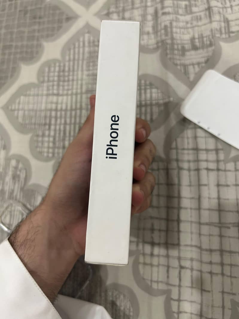 Apple iPhone 14 6