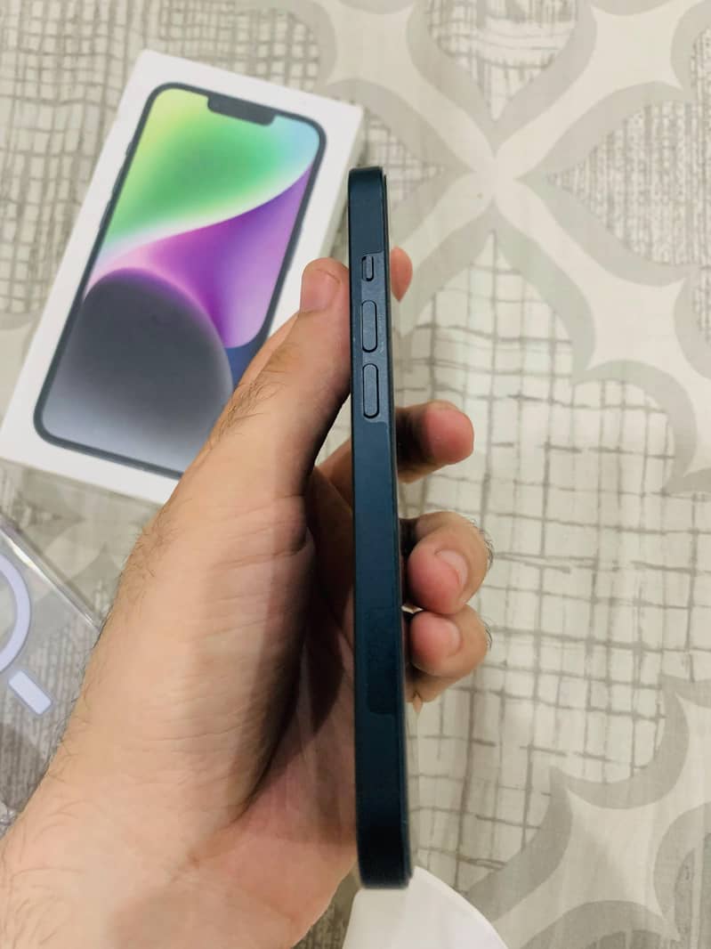 Apple iPhone 14 7