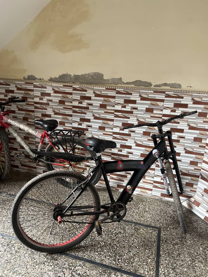 Mountain bycycle 0