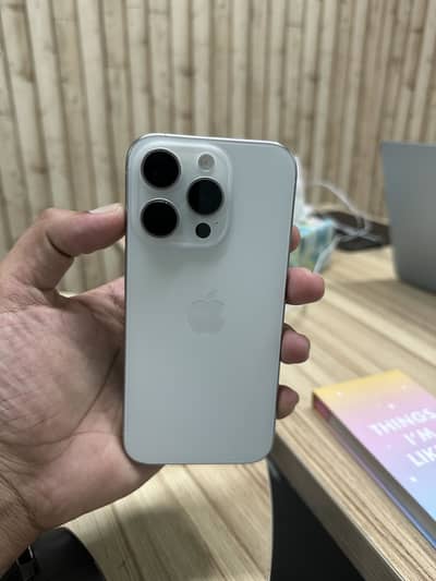 Apple iPhone 15 Pro 256 GB 97% Battery Health