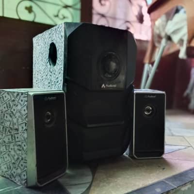 Audionic ka speakers urgent  for sale
