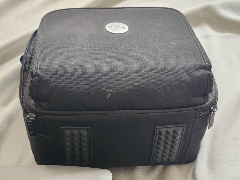Dell projector 10/10 condition 2