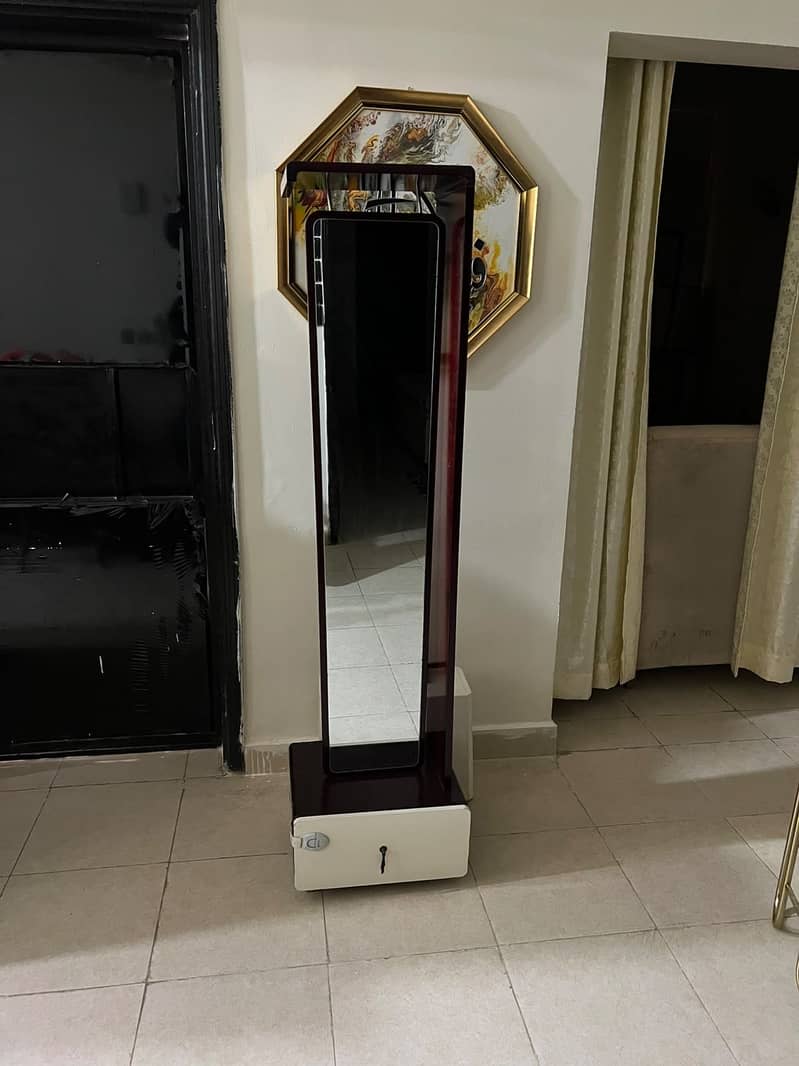 Standing Mirror 2