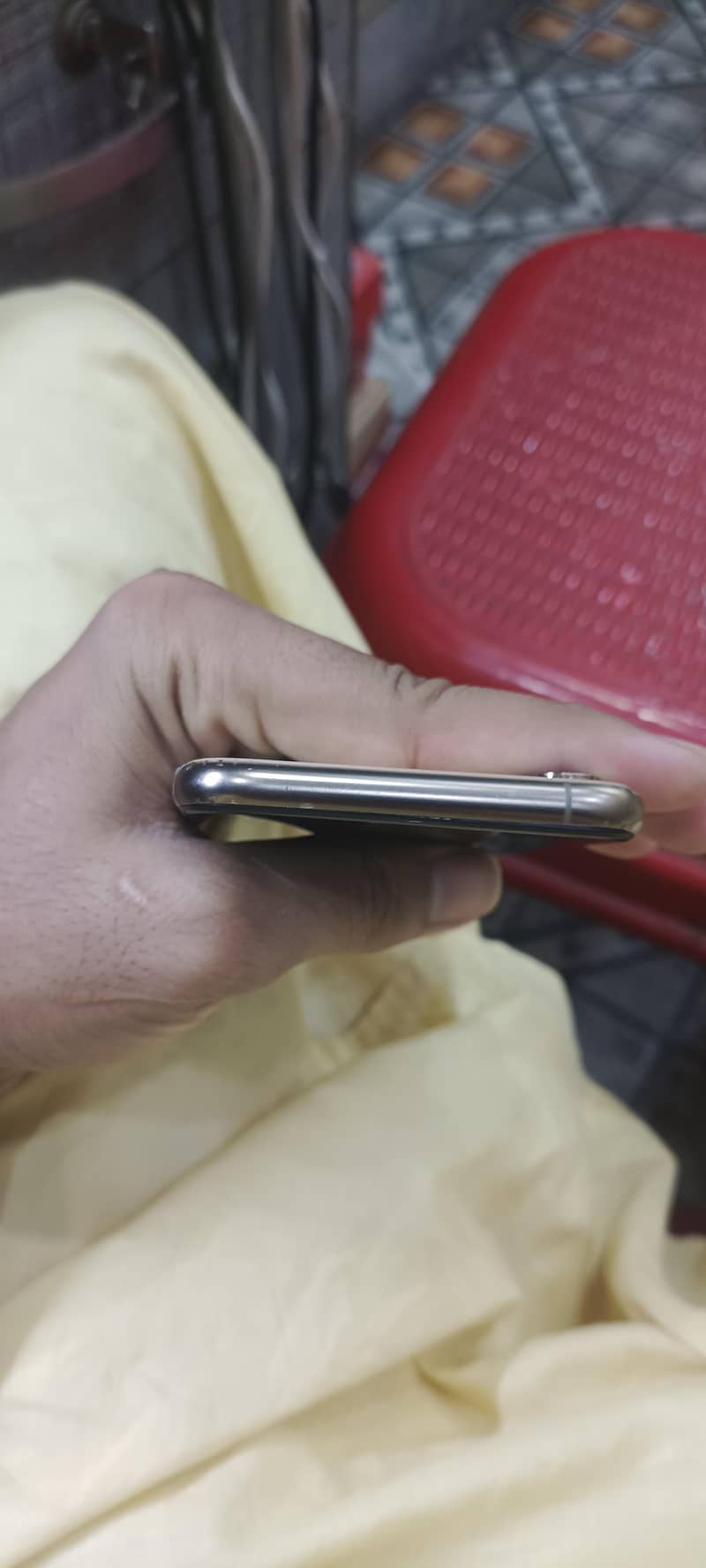Apple iPhone XS 3