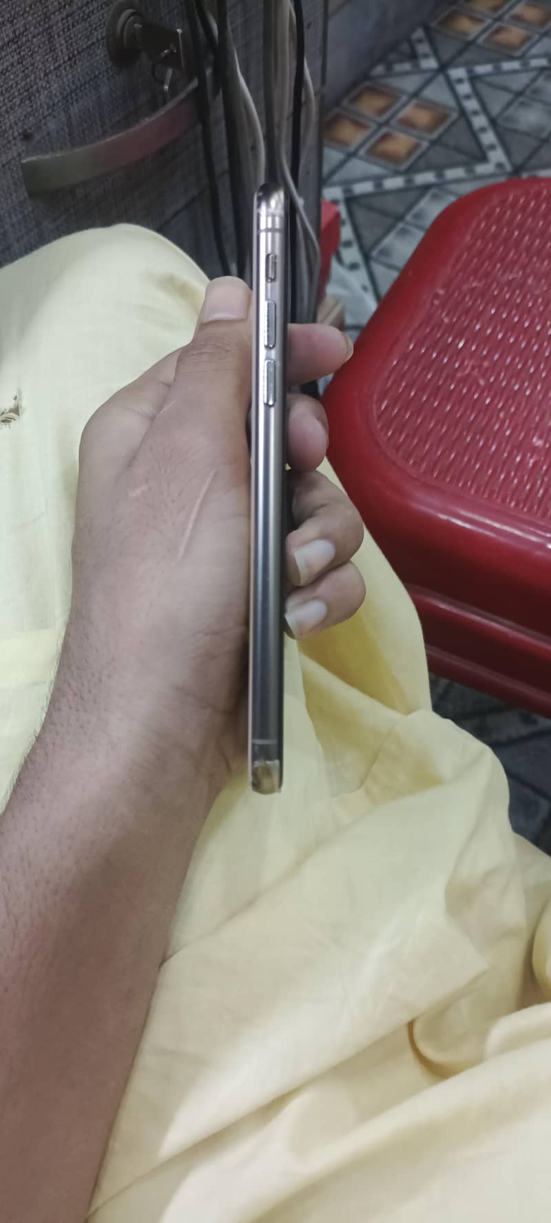 Apple iPhone XS 5