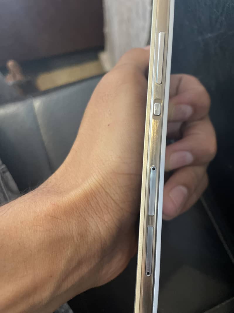 Huawei P8 Lite 1