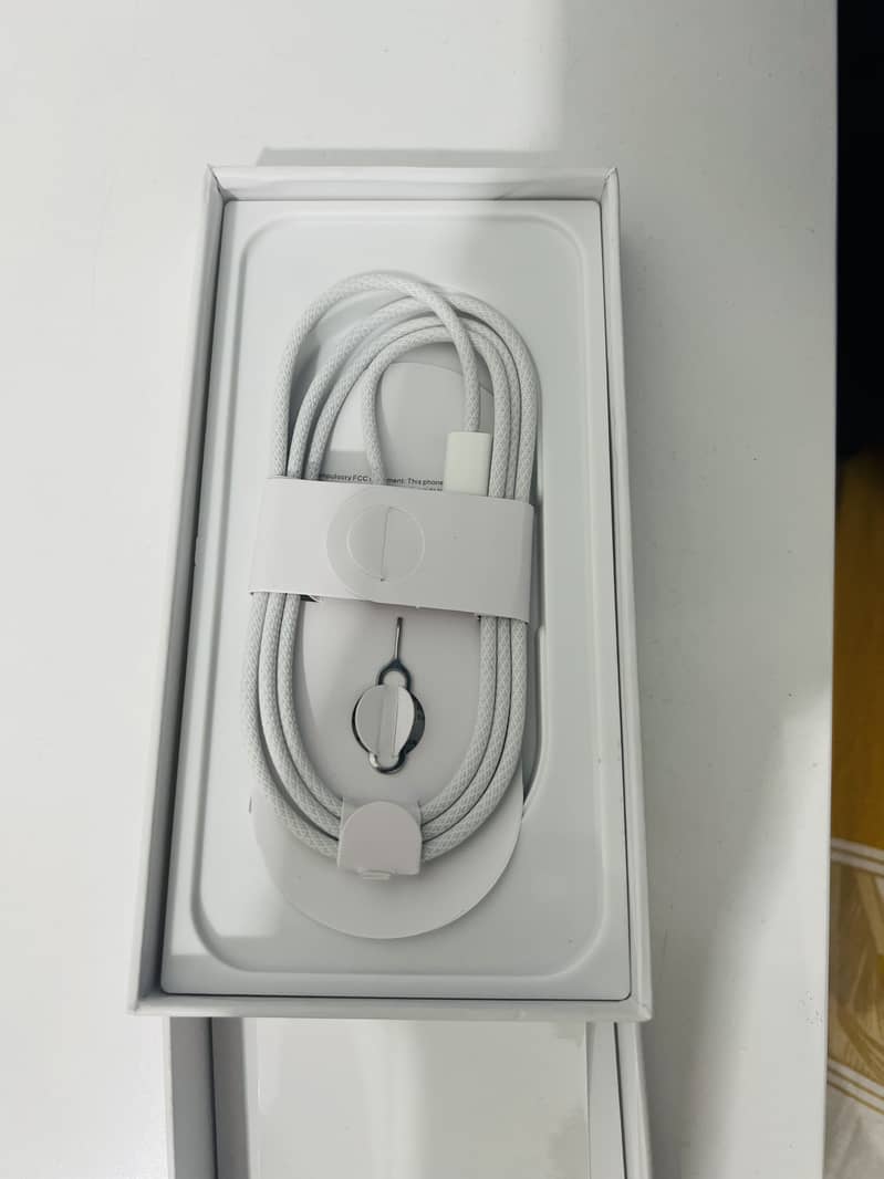 iPhone 18 Pro Max – 1TB Storage | Burgundy | Box Pack 5